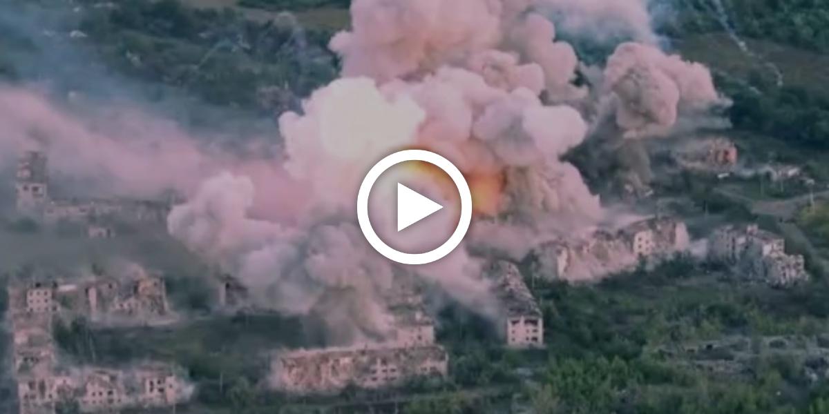 Russisches Video soll heftige Raketenexplosionen in Pisky zeigen